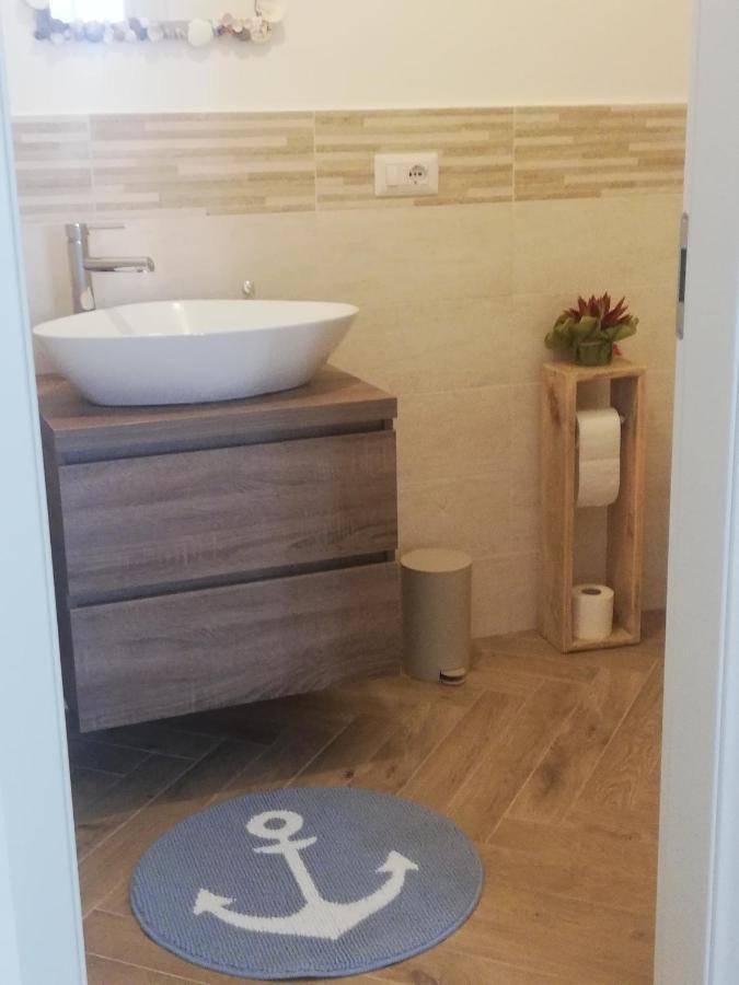 Casa Di Giu Bed and Breakfast Porto Torres Εξωτερικό φωτογραφία