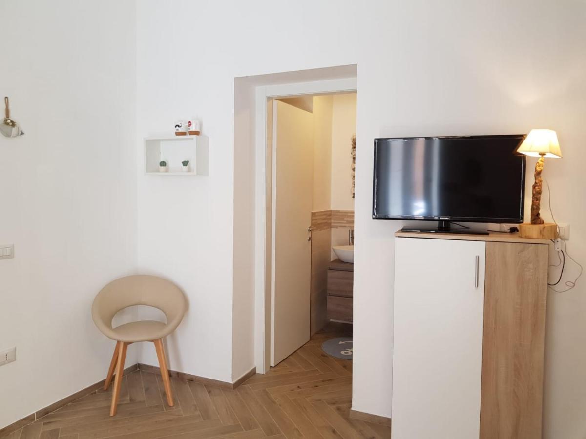 Casa Di Giu Bed and Breakfast Porto Torres Εξωτερικό φωτογραφία