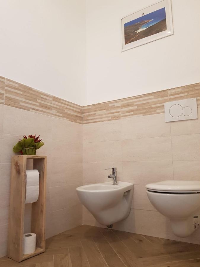 Casa Di Giu Bed and Breakfast Porto Torres Εξωτερικό φωτογραφία